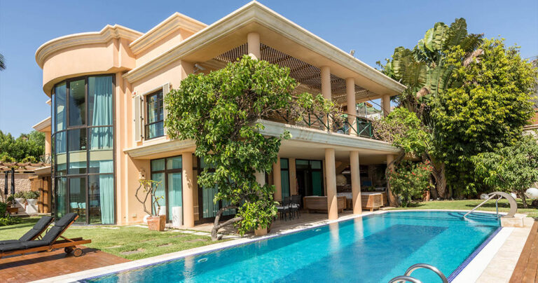 holiday villas in the Canary Islands