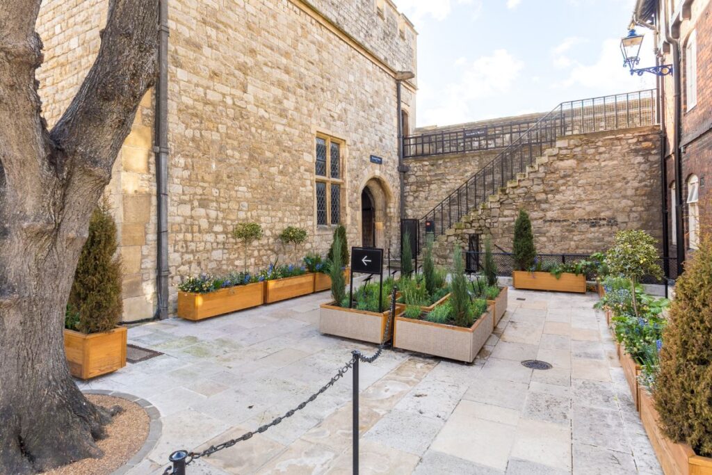 Sir Walter Raleigh Garden