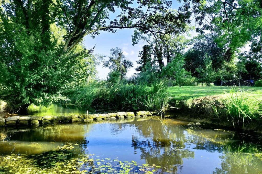 hot tub glamping Suffolk