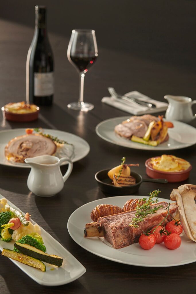 Elondi Restaurant SUNDAY ROAST