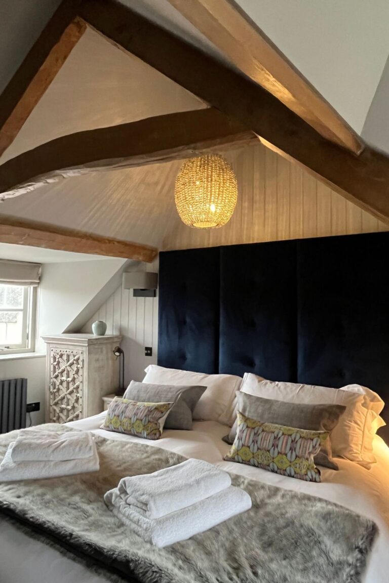 Escape to The Cotswolds With Us - HN Magazine