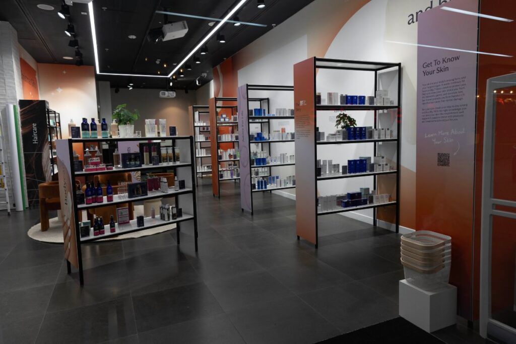 pop up beauty Face the Future