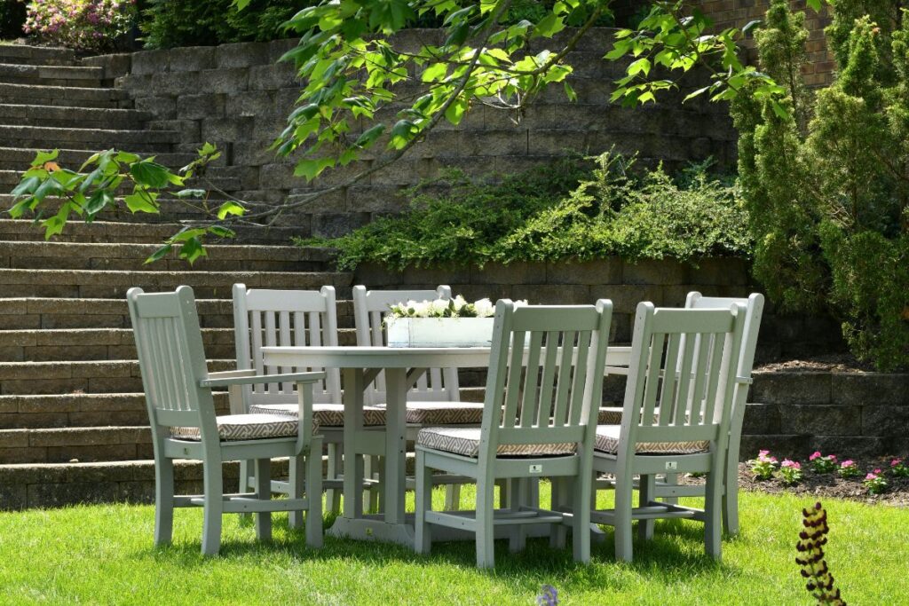 outdoor upkeep furniture