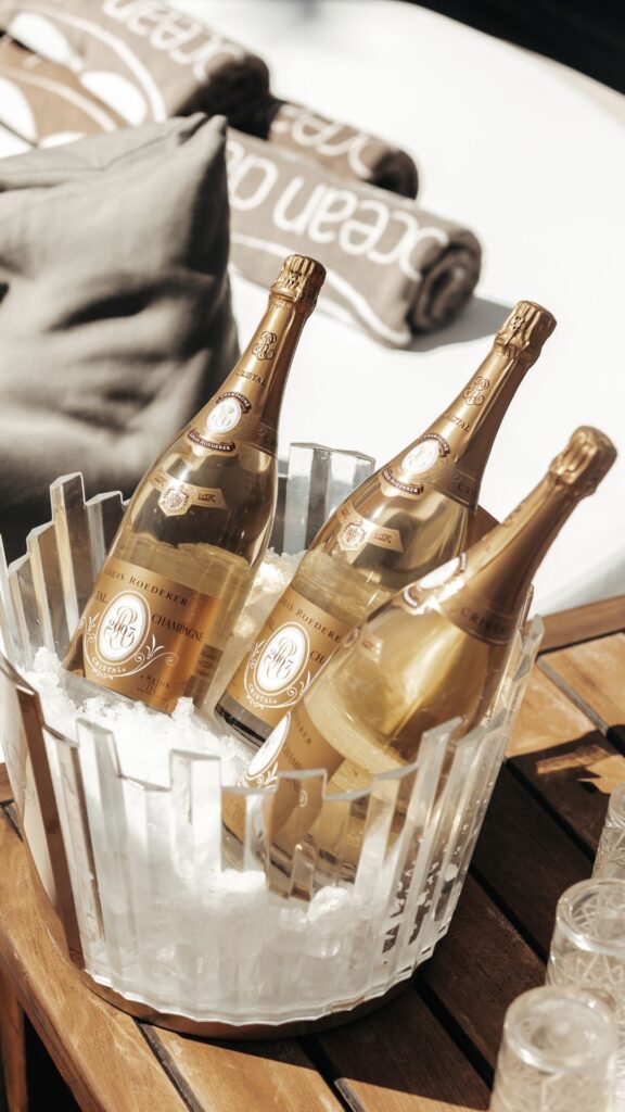 best beach clubs Marbella