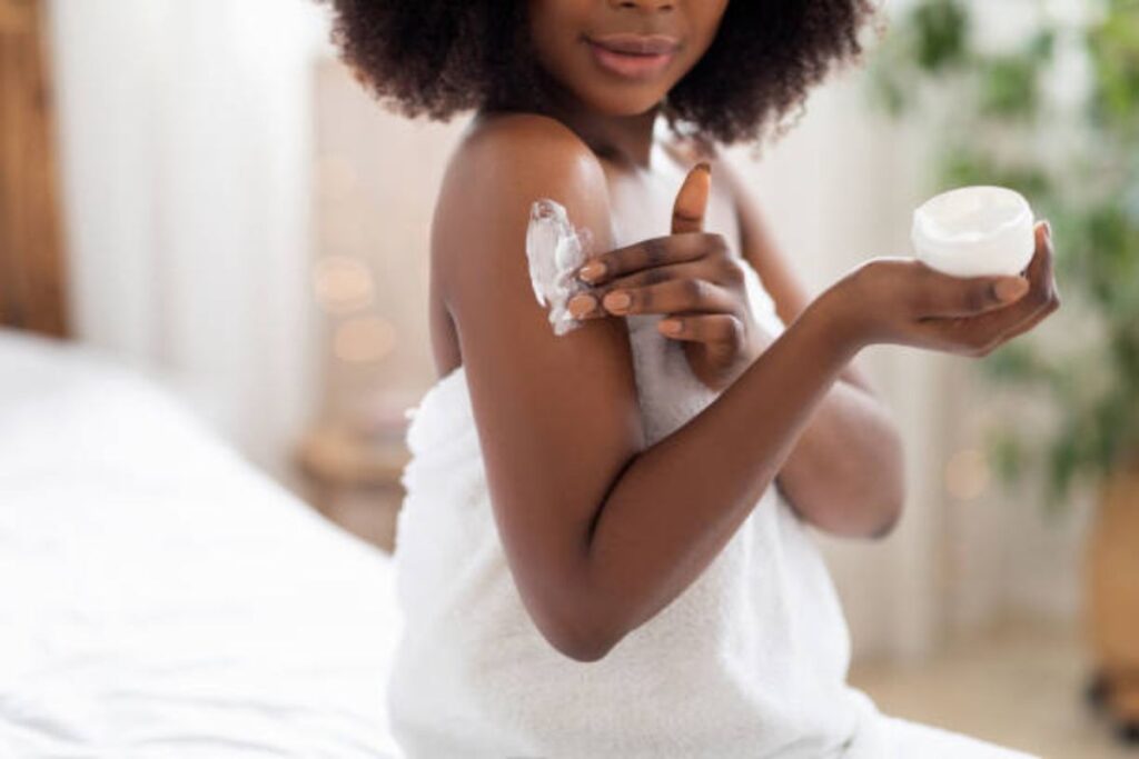 summer 2024 holiday beauty essentials