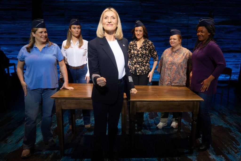 Come From Away 9/11 Leeds Grand Theatre
