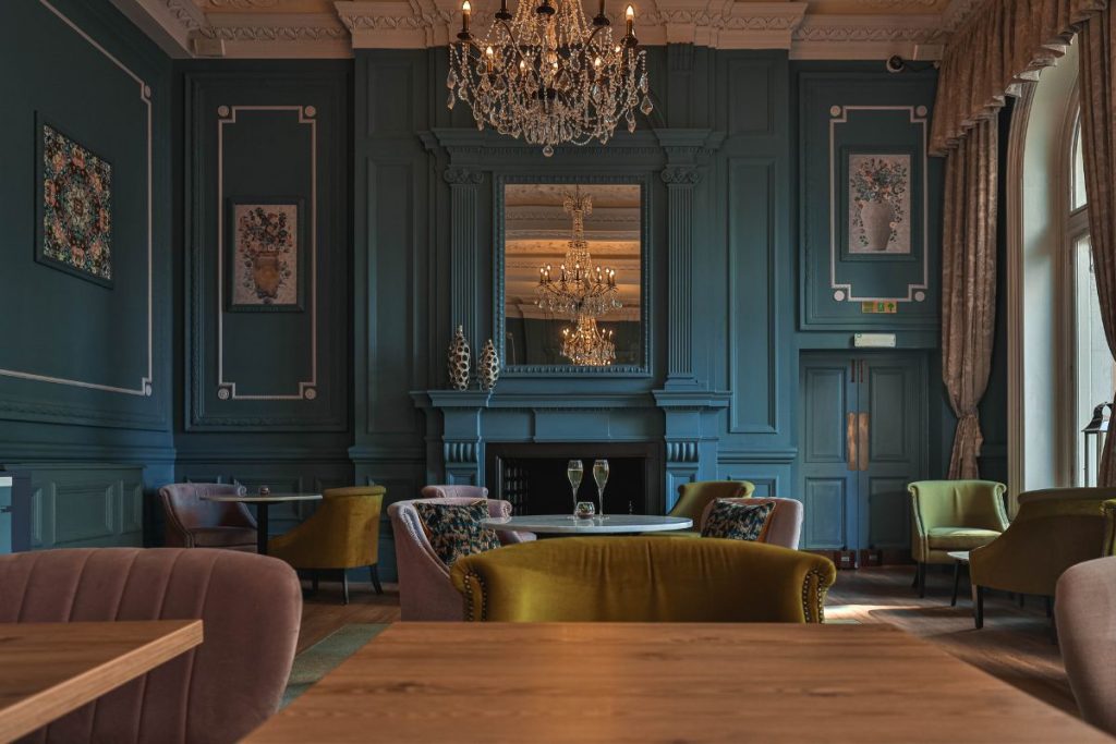 The Clermont Victoria