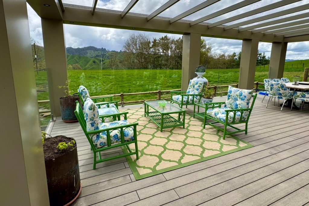 New Zealand backpackers retreat