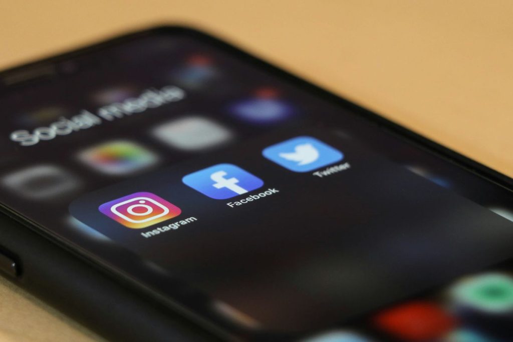 social media screentime