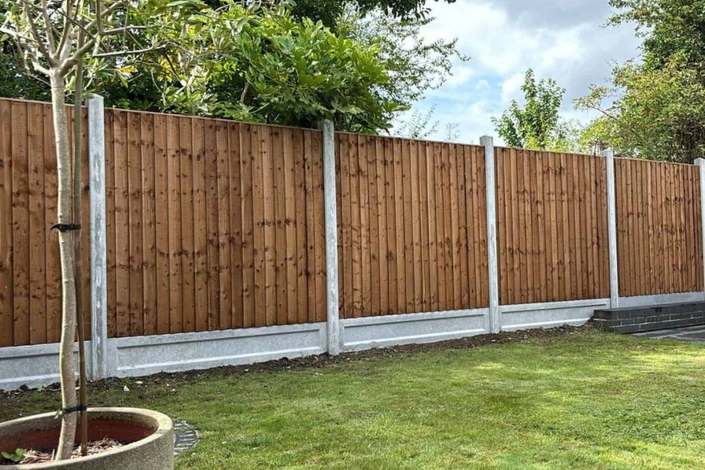 feather edge fence panels