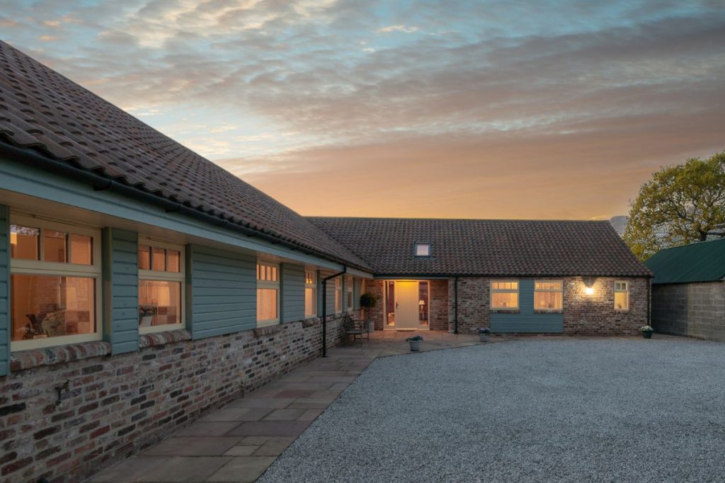 Premier Cottages Cart House 2