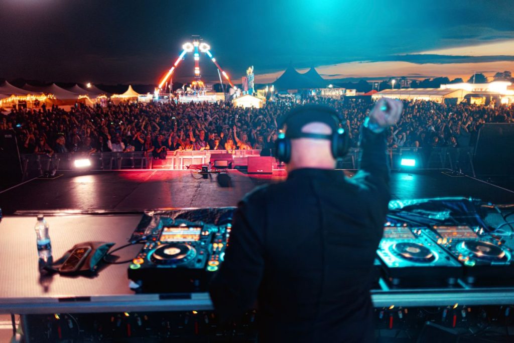 Love to be... and Hacien Tequila