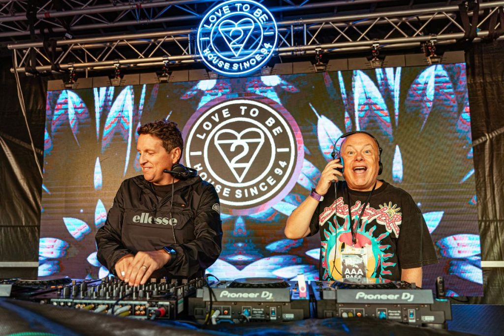 Love to be... and Hacien Tequila