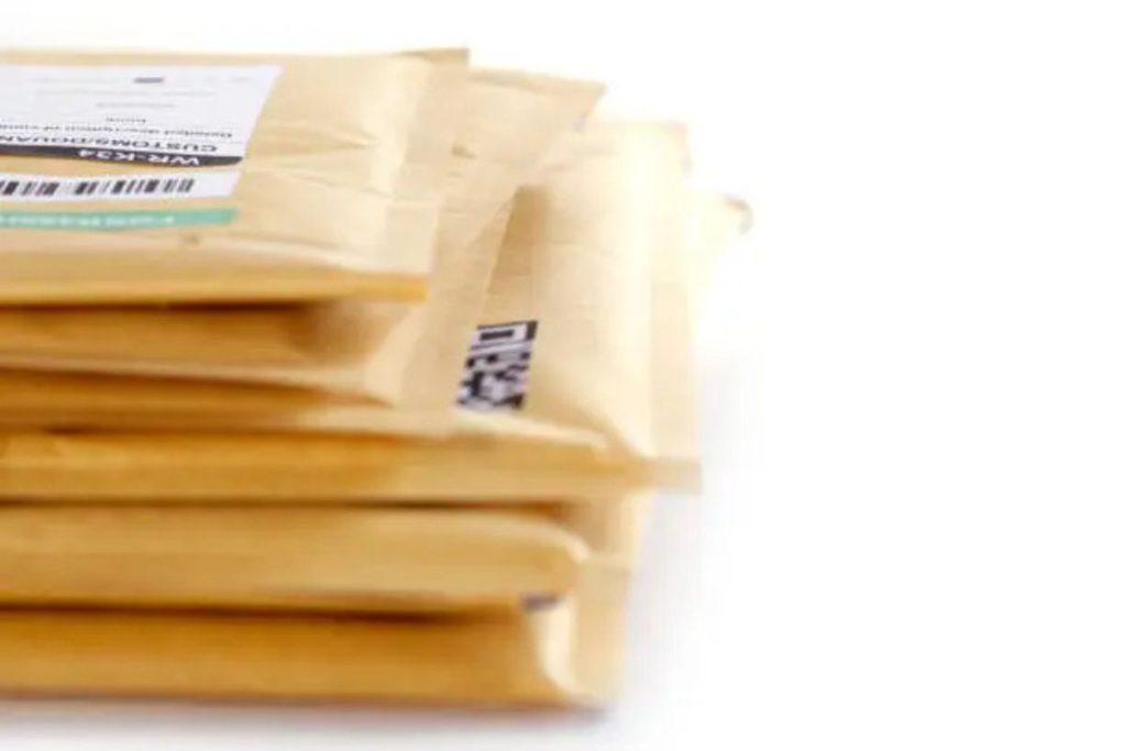 packaging materials padded envelopes