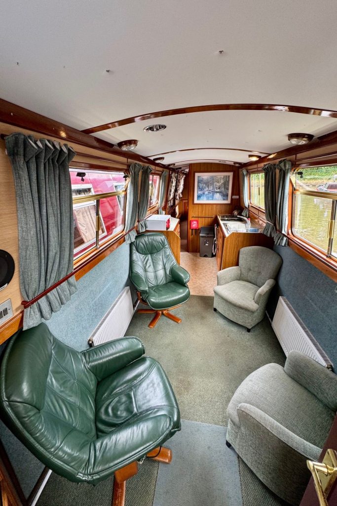 narrowboat canal holiday