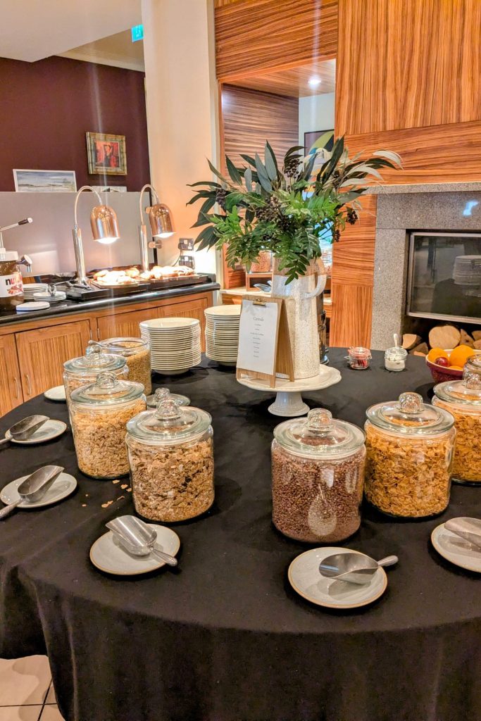 Breakfast at Thorpe Park