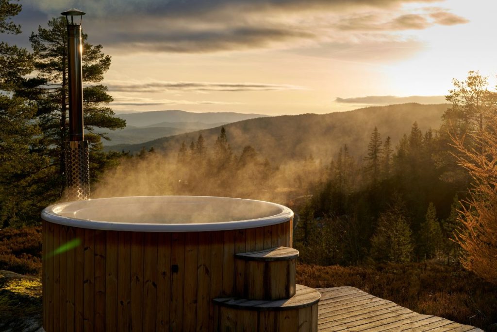 lodges with hot tubs