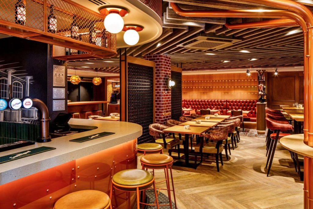Bar & restaurant at ibis