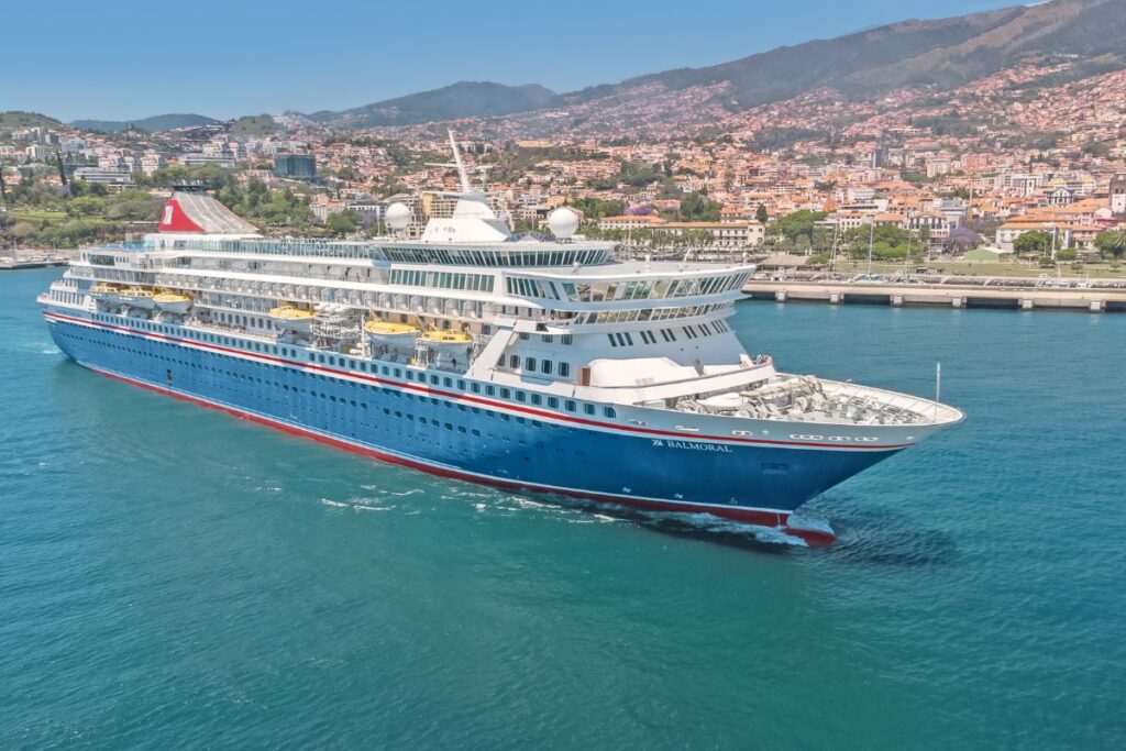 Solo Specialist UK tours