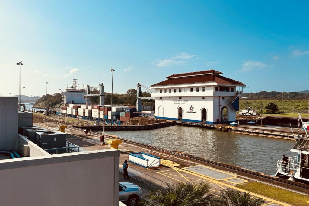 Princess Cruises in the Panama Canal