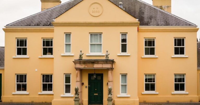 Ty Penbryn, Carmarthen, Wales