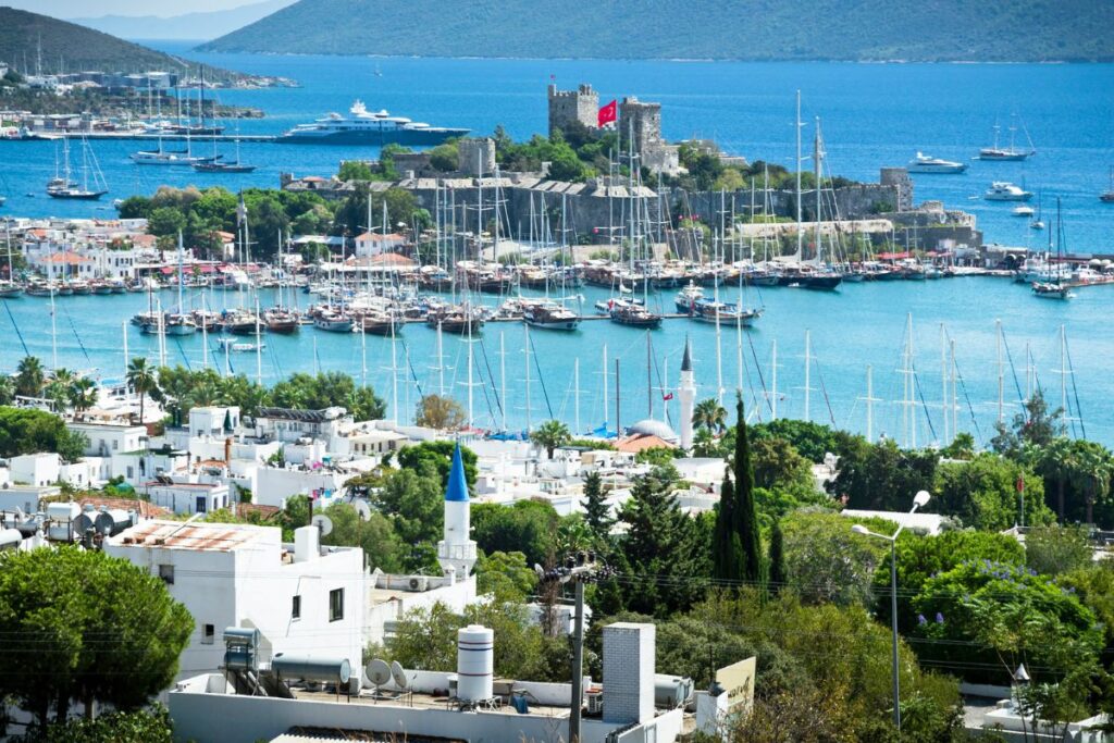 Athens sailing holidays