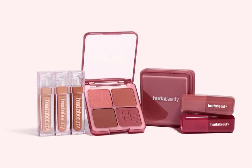 Huda Beauty - Fun and Fabulous Strawberry Latte Collection