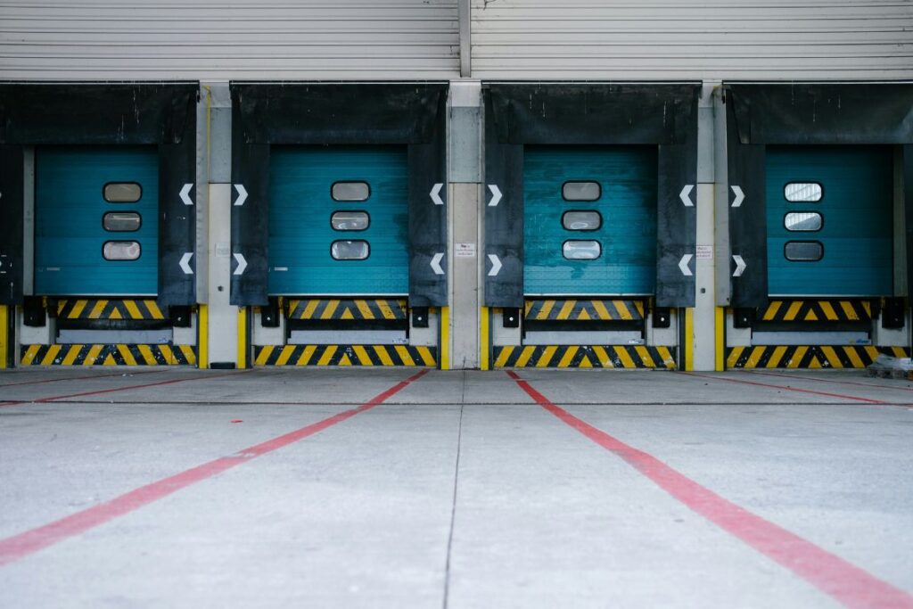 safety procedures in loading bays