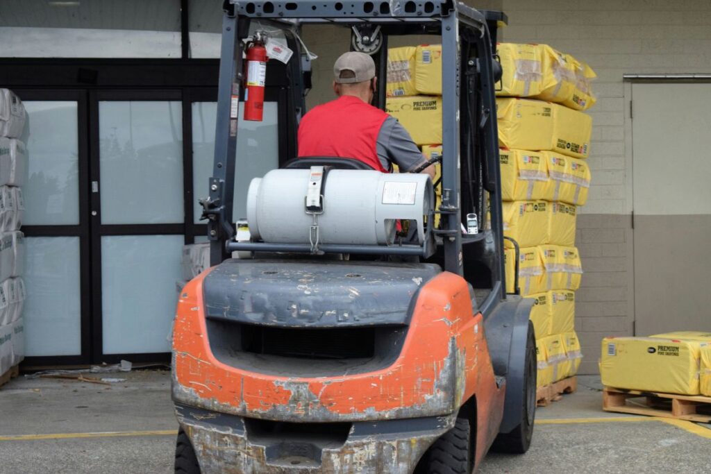 safety procedures in loading bays