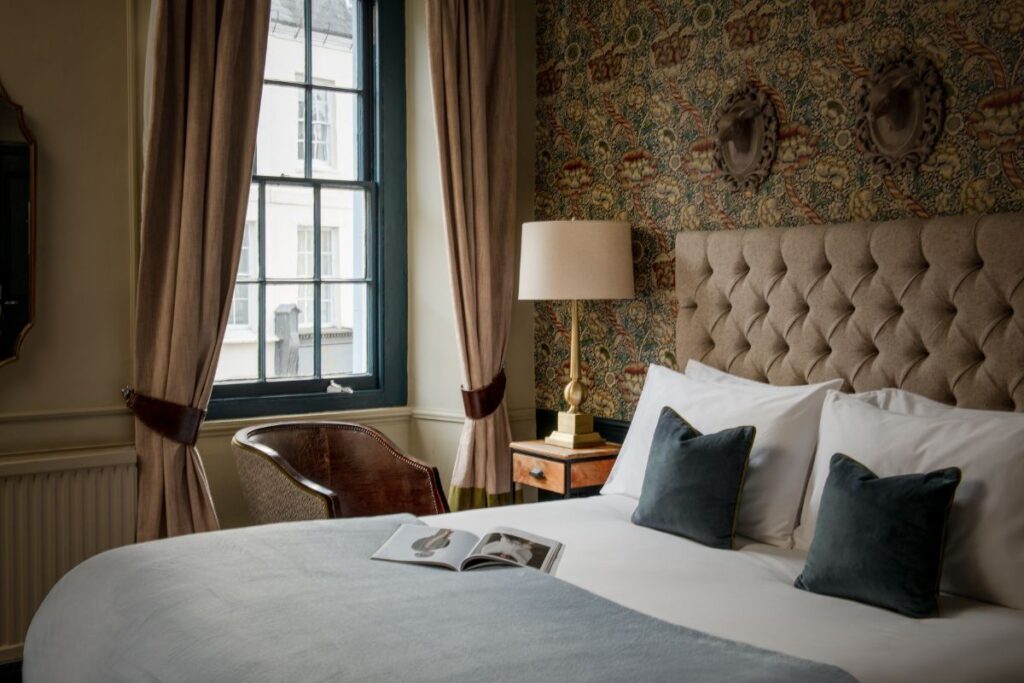 country house weekend