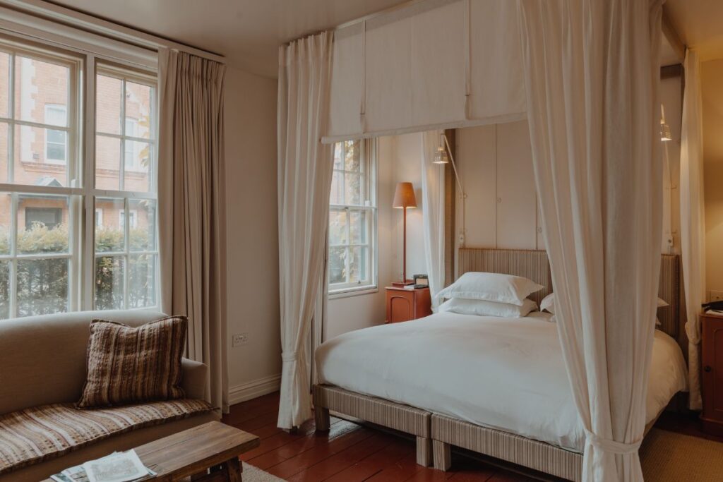 GuestHouse Hotels