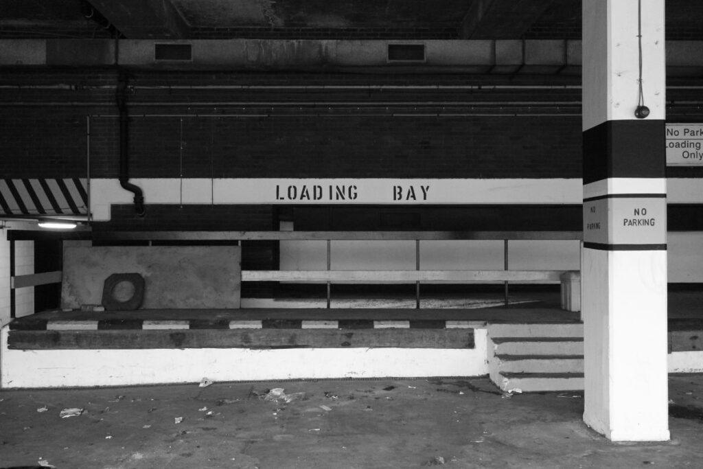 safety procedures in loading bays