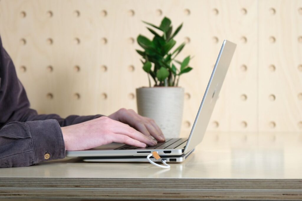 Krafted Edge image in use under laptop