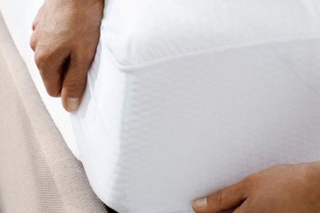 Mattress Topper from Feather & Black - Summer Bedding
