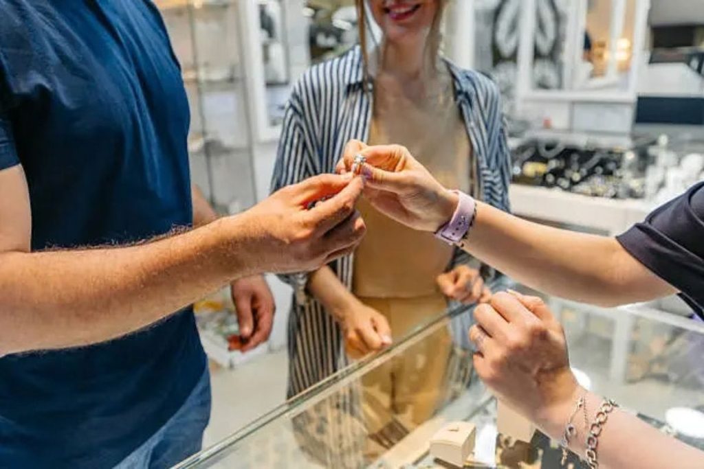 choosing an engagement ring