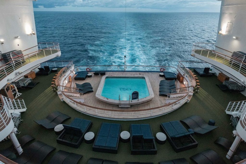 smoke free ship casinos