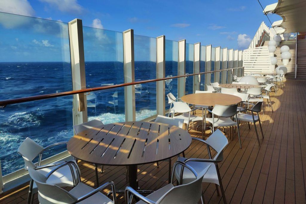 smoke free ship casinos
