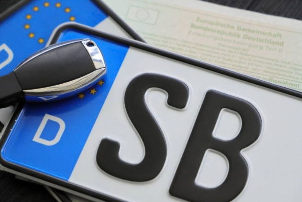 vehicle registration check