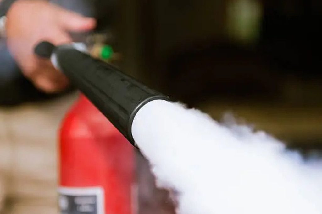 home fire extinguisher