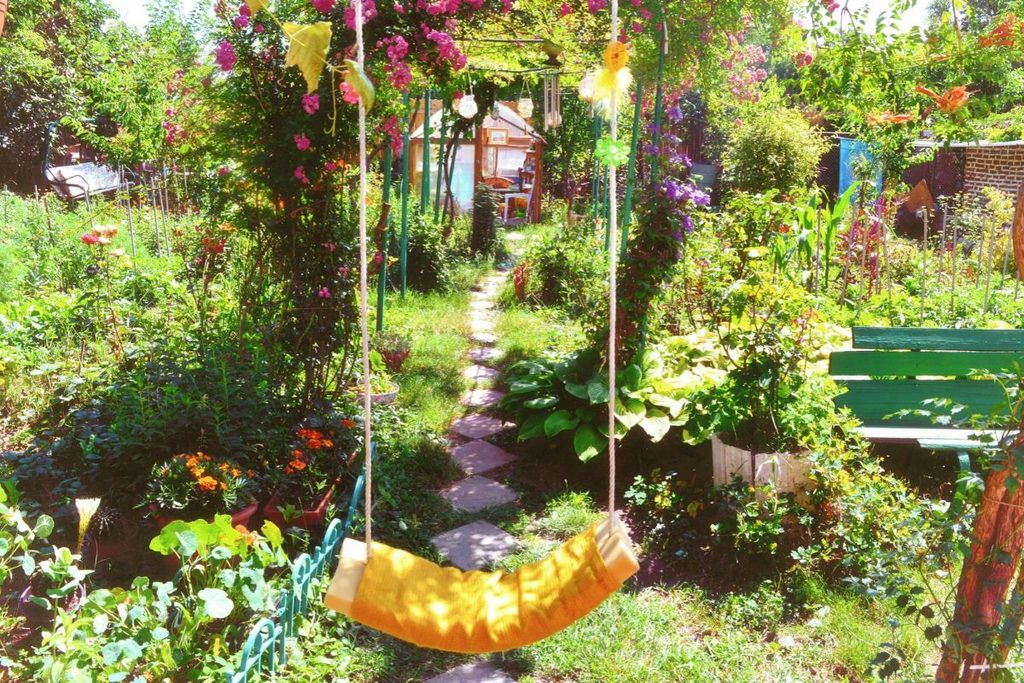 garden play space