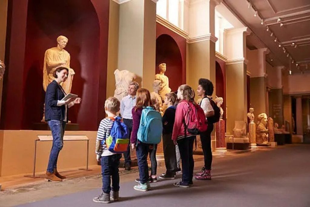 working roles in museums